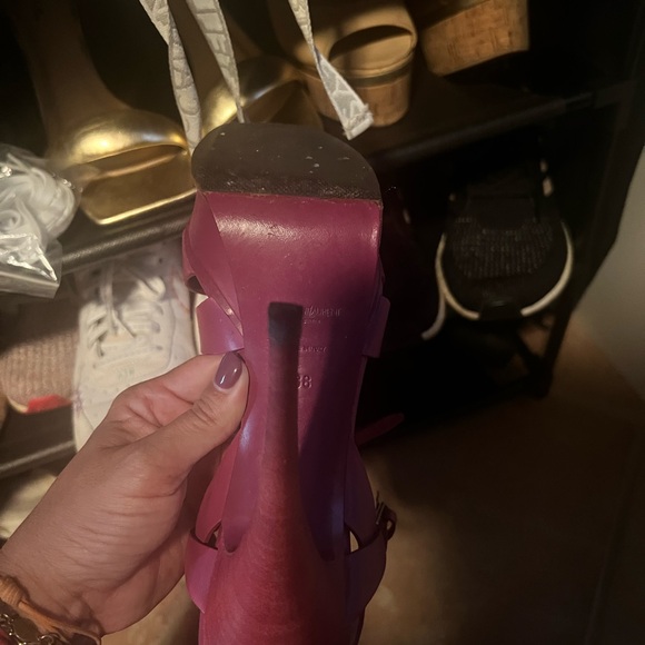 Ysl pre loved tributes color magenta! Size 38 - Picture 7 of 10